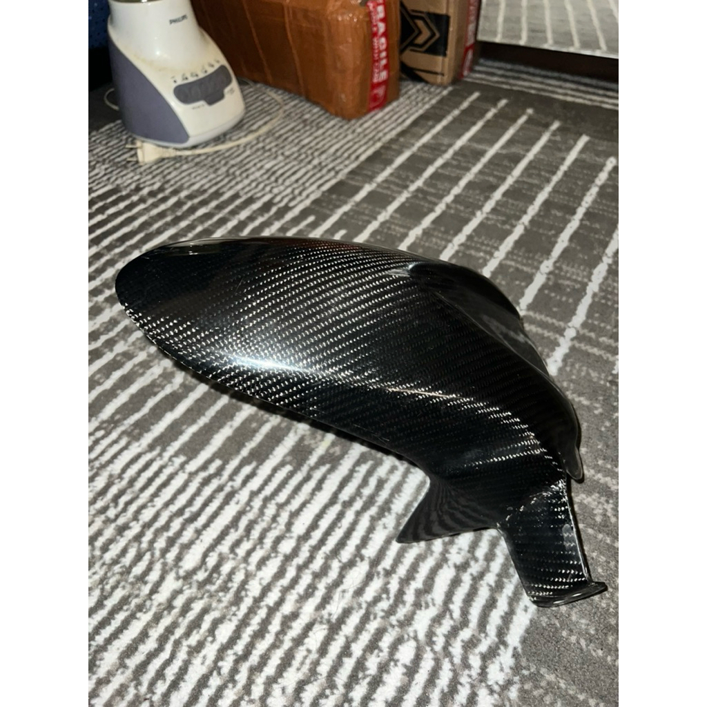 hugger carbon xmax connected 2023 second