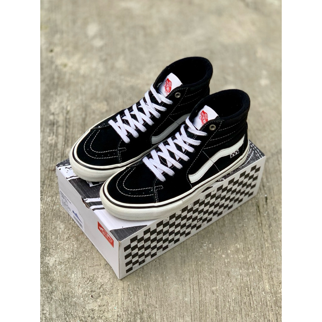 Vans Sk8 Hi Skateboarding Black&White ( Resmi PT.Navya )