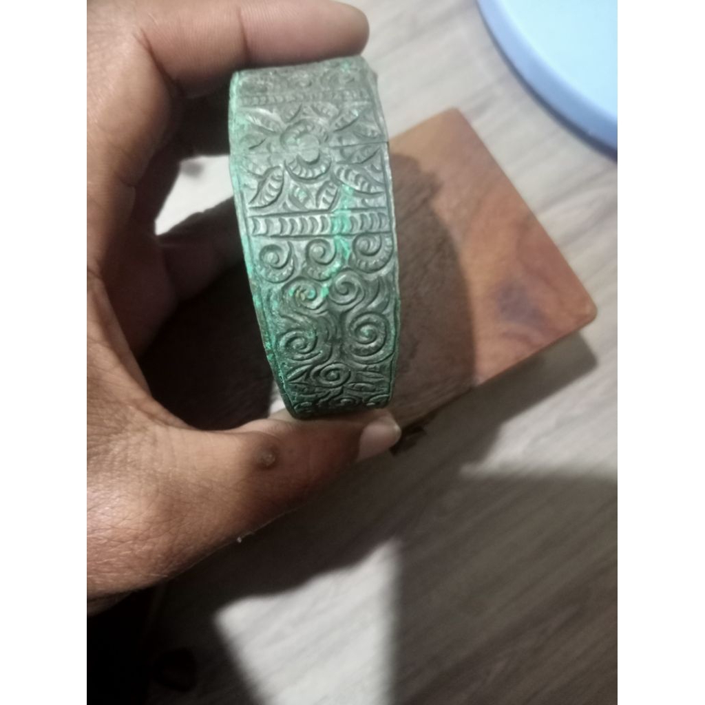 Gelang perak kuno