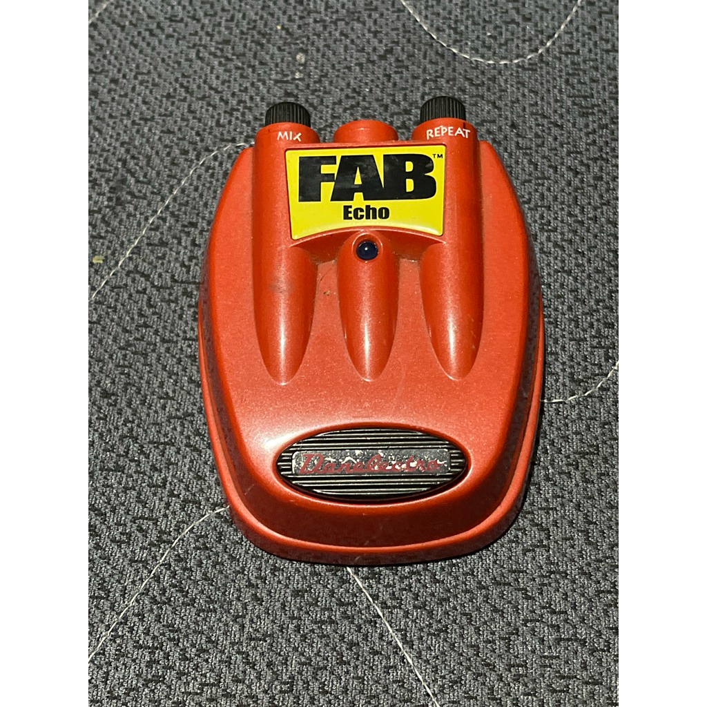 efek gitar Danelectro Fab Echo