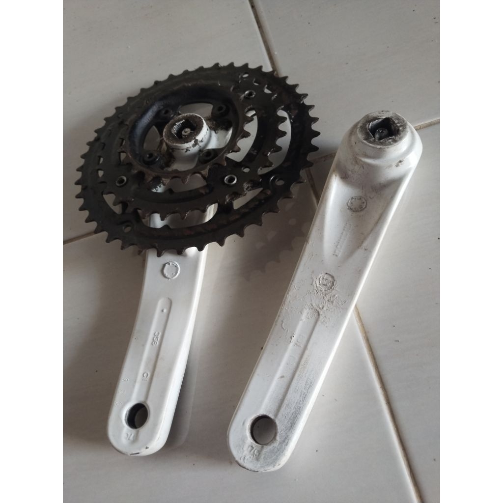 crank set suntour xct triple triple speed bb kotak