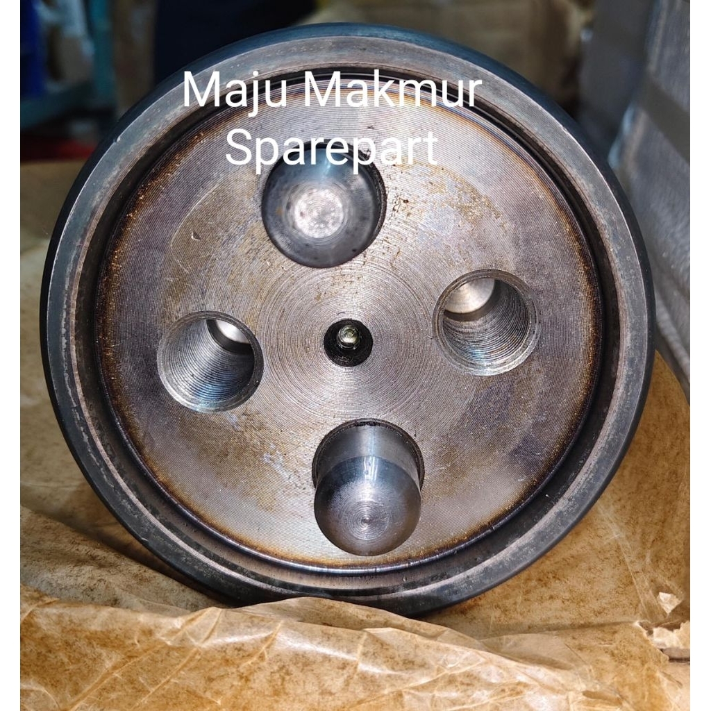 Shaft Trunion / As Trunion / As Bugi ISUZU GIGA 240
