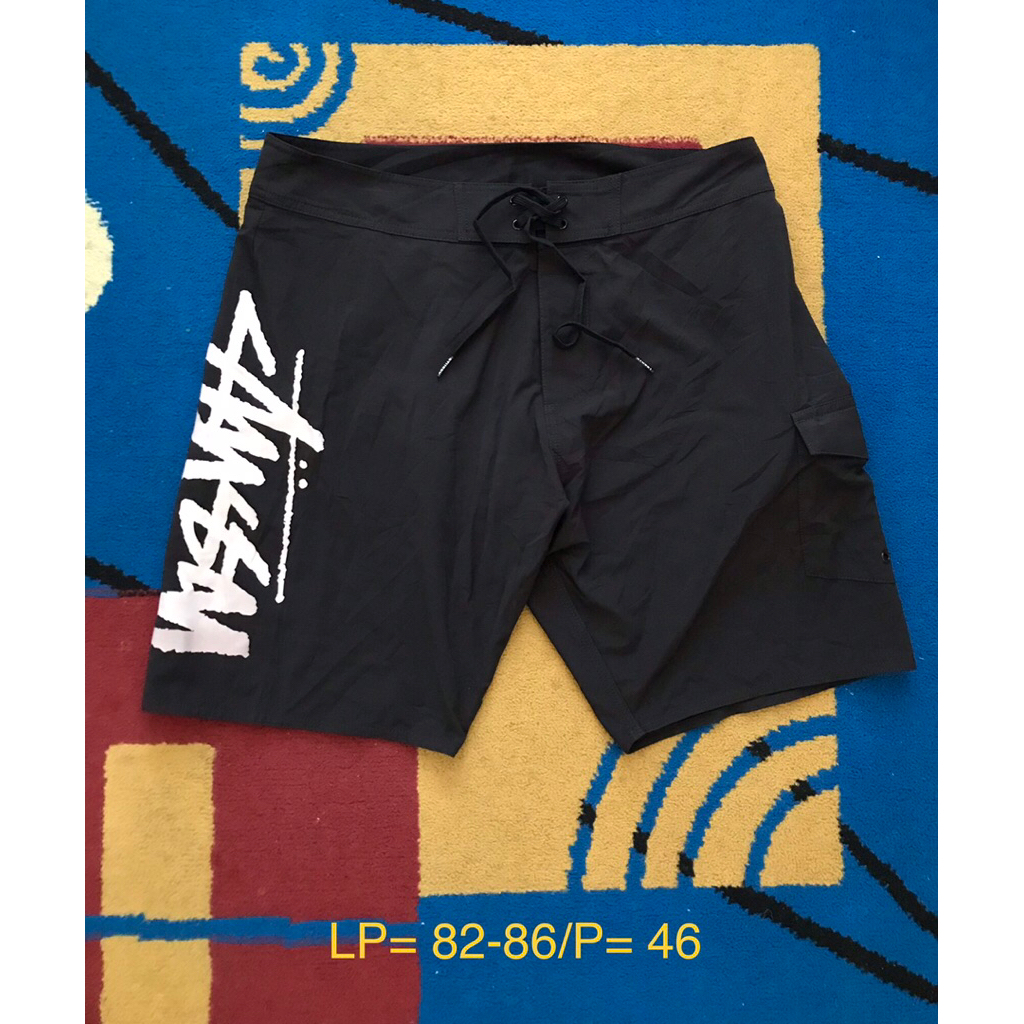 celana pendek stussy second
