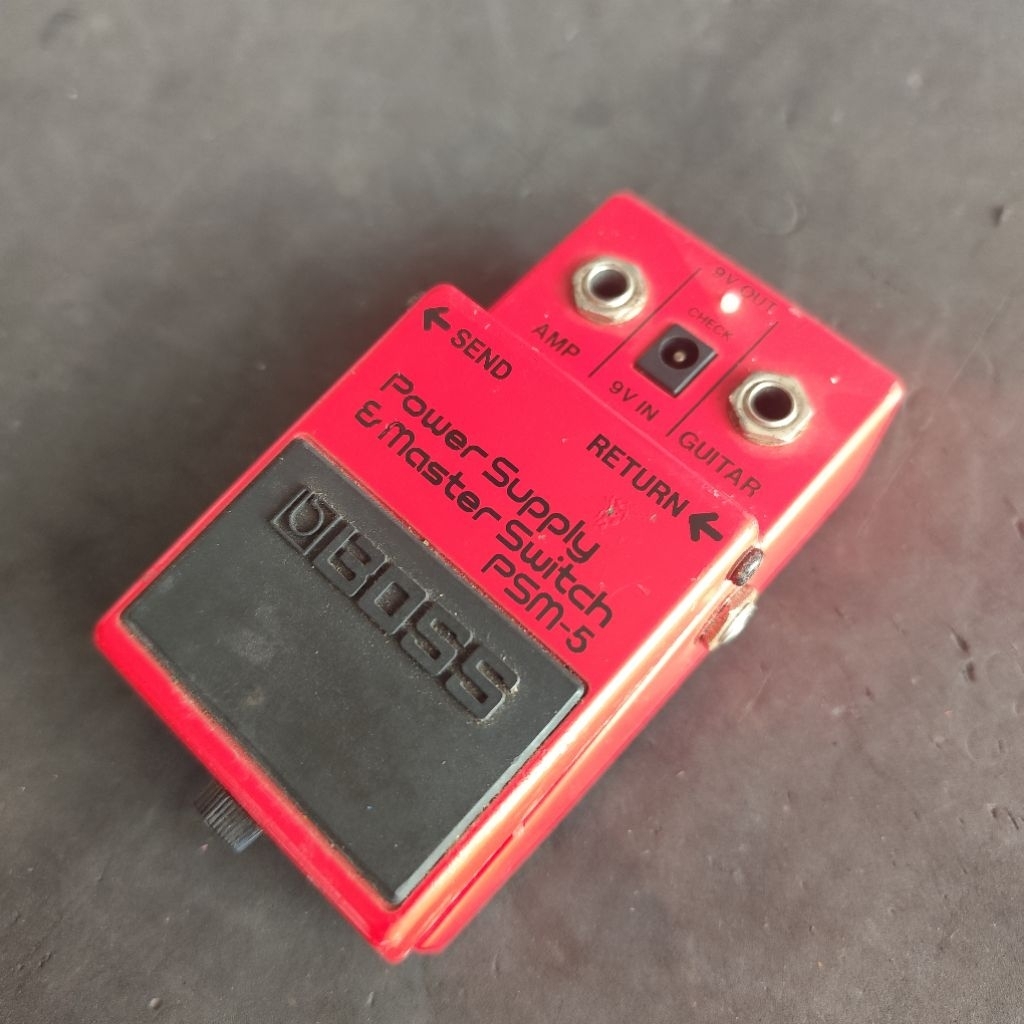 Boss PSM 5 Power Supply & Master Switch, buat kolektor Efek boss yang punya Boss BCB 6 Atau 60