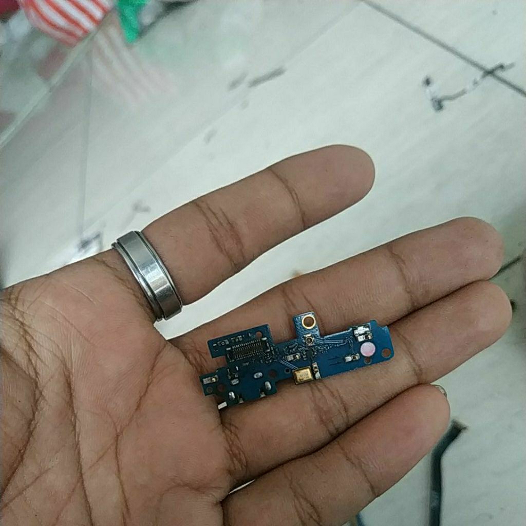 board cas bekas Redmi 4