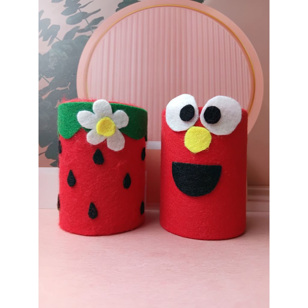 Tempat pensil handmade kaleng bekas cat semprot dan kain flanel