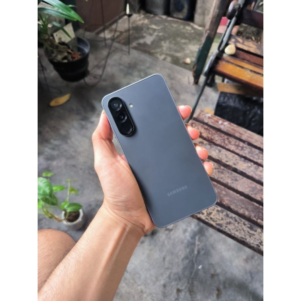 Samsung Galaxy A56 5G (8GB+8GB/256GB) Kondisi ISTIMEWA 99% Mulus kaya HP BARU