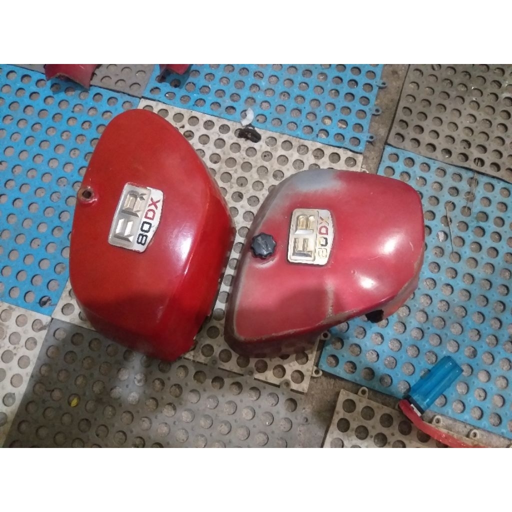 cover tepong tutup aki samping kanan kiri merah set fr80 DX ori original second bekas