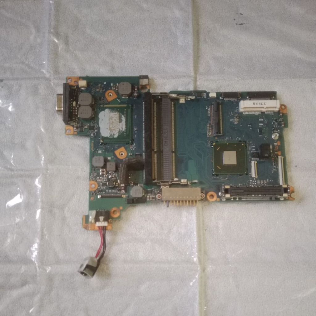 motherboard laptop toshiba dynabook r732/g (rusak)