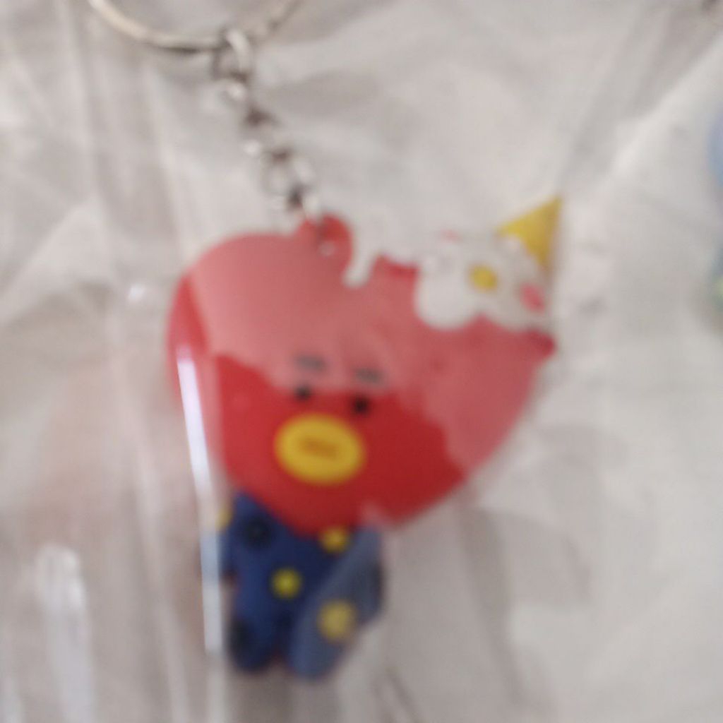Gantungan kunci versi BTS boneka