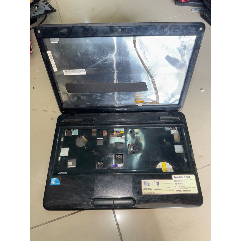 casing toshiba L740 pulset mulus