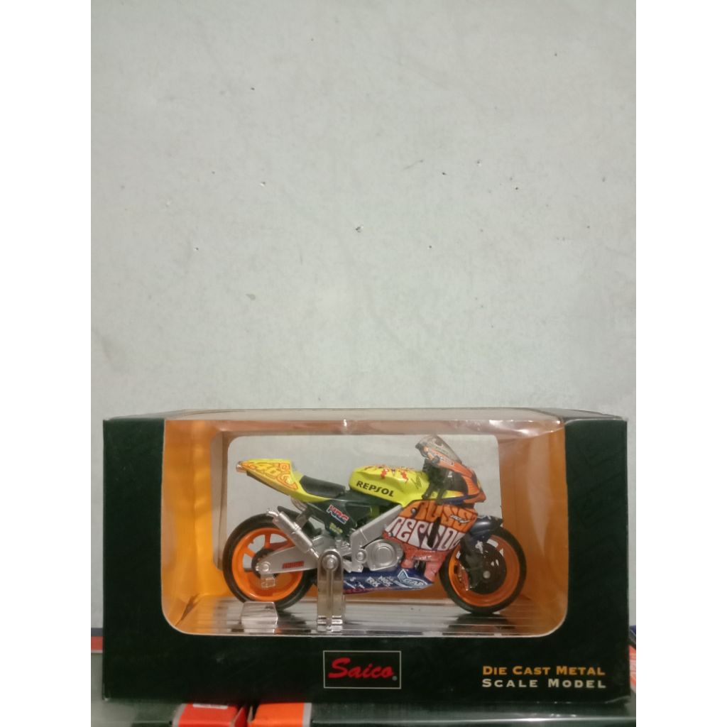 Diecast moto GP Valentino Rossi Valencia 2003