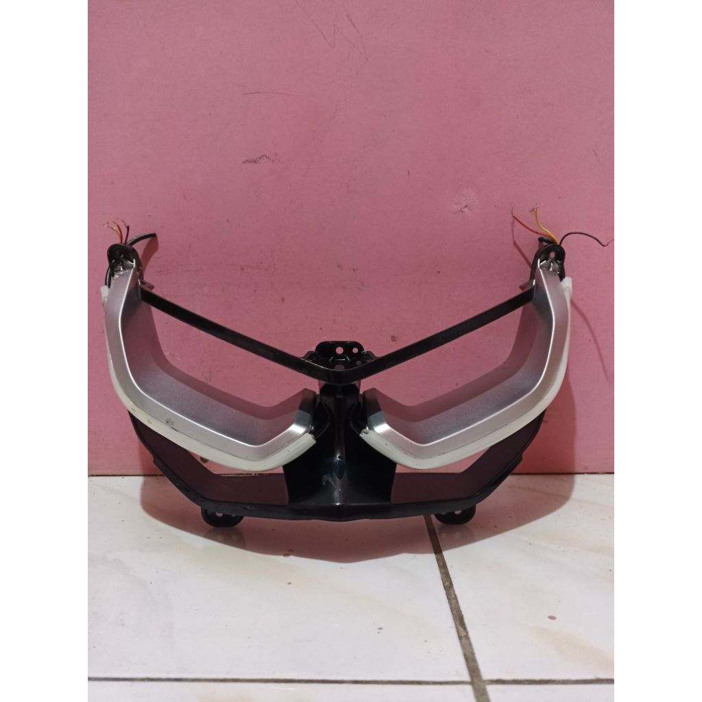 frame lampu depan nmax new frame lampu alis nmax new