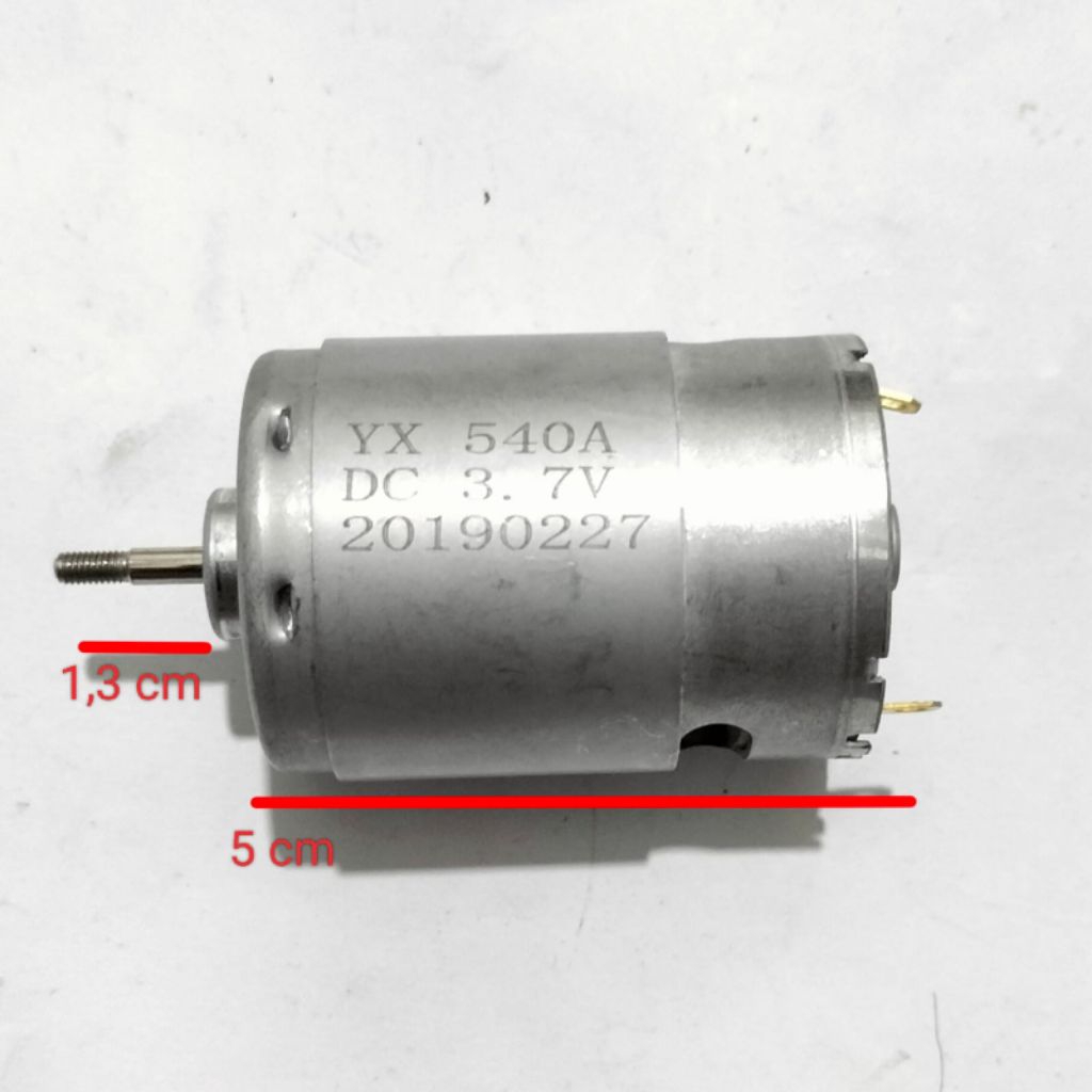 Dinamo DC 3. 7 V