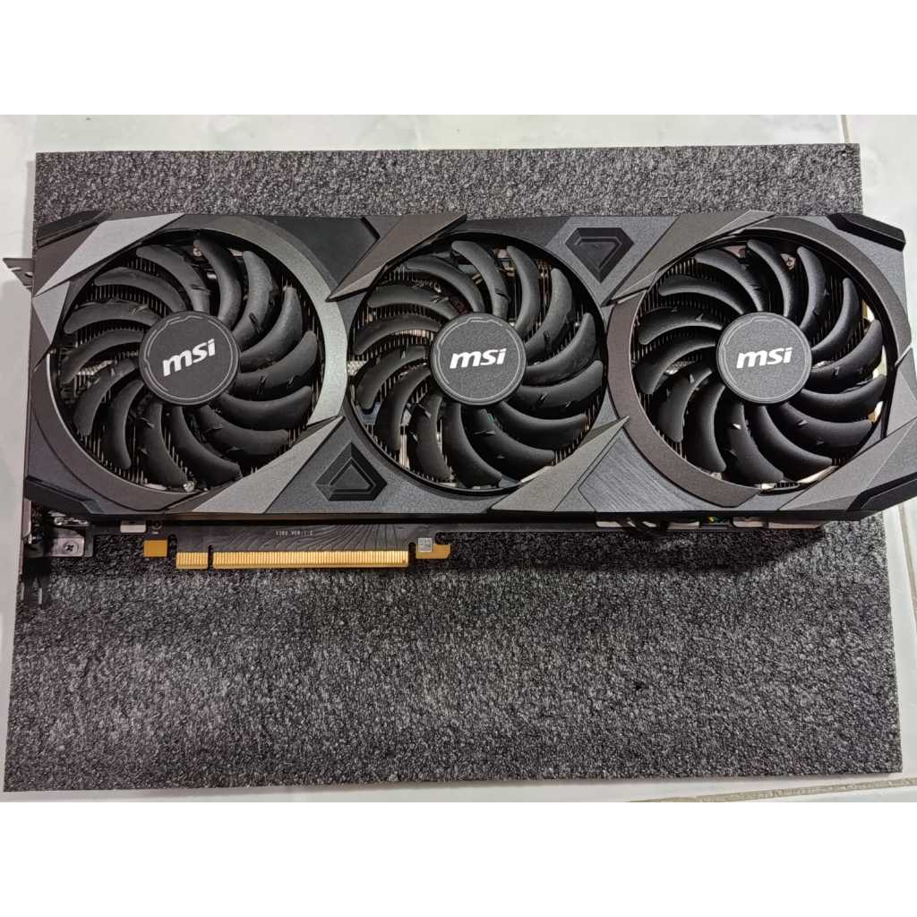 RADEON RX 6900XT 16GB 256BIT DDR6 NO DISPLAY