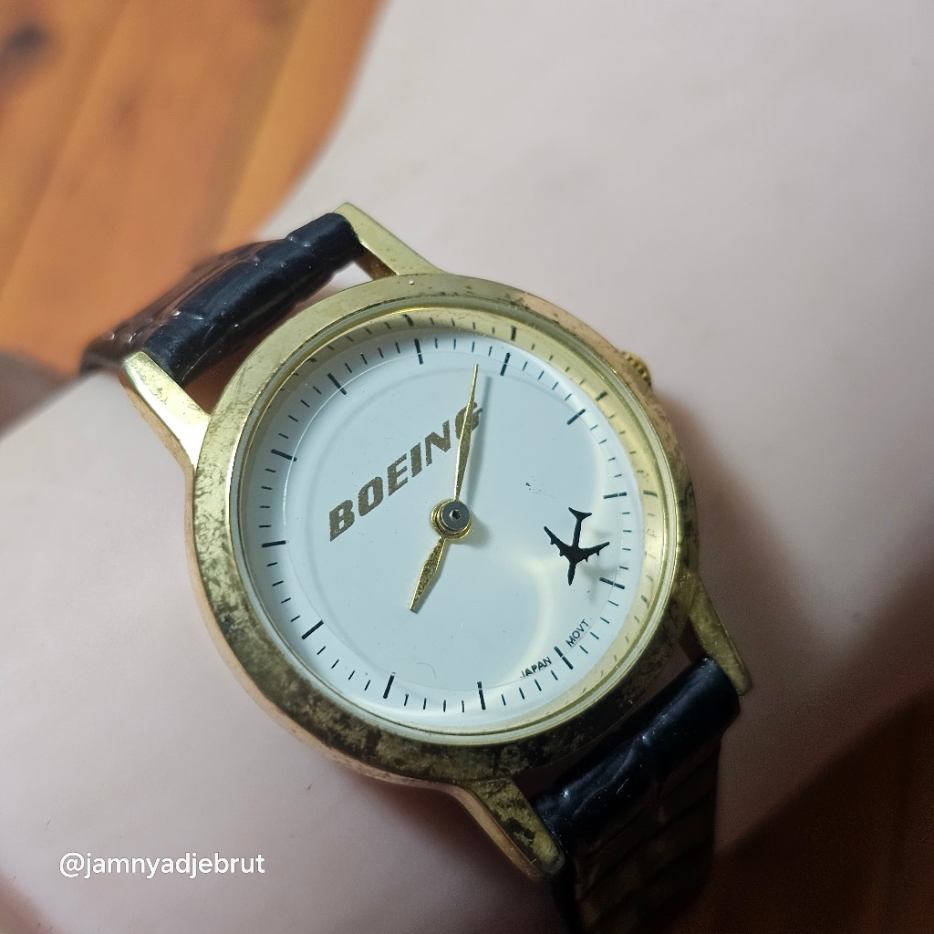 Jam Boeing Kirkland Detik Unik Gold Ladies Bekas