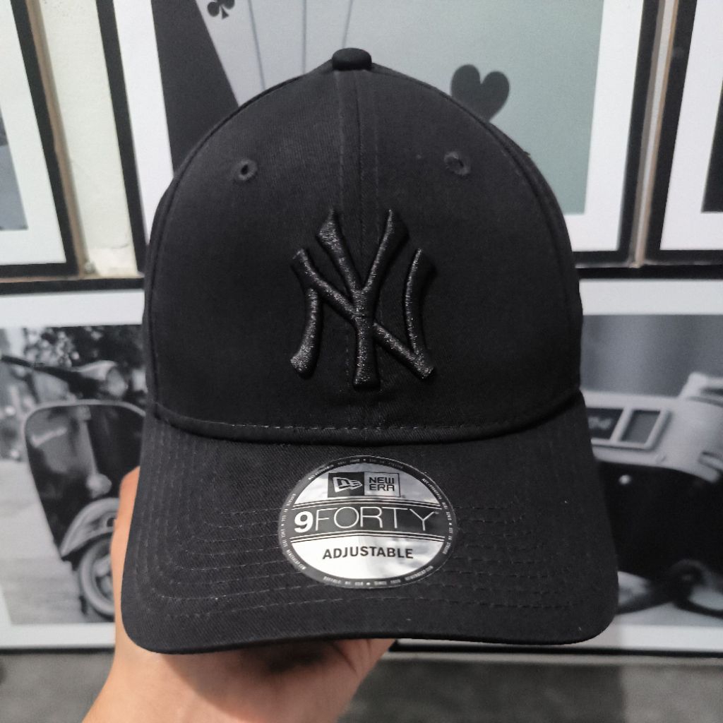 Topi New Era Black 9Forty Original