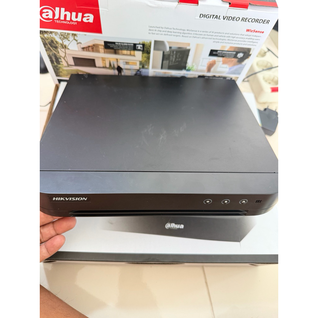 DS-7208HQHI-K1/E dvr hikvision 5/8mp bekas copotan