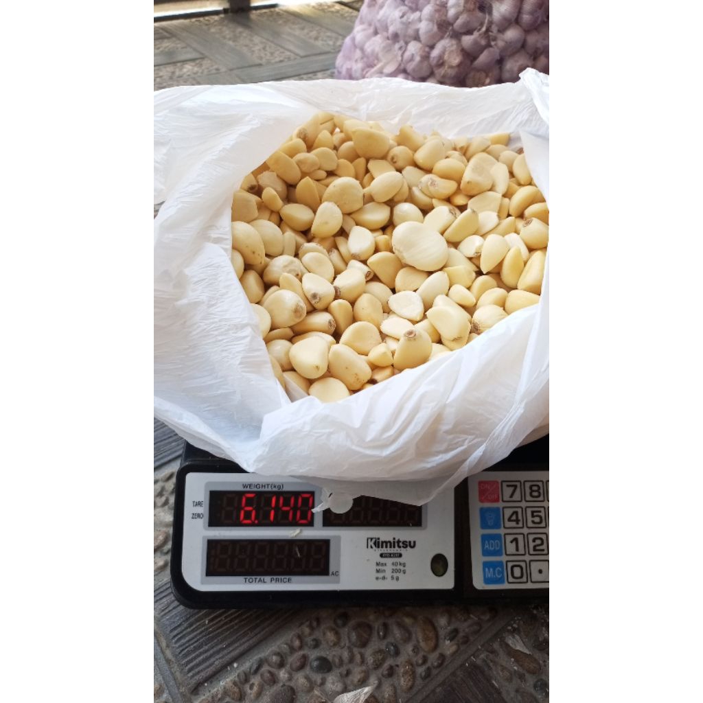 Bawang Putih Kating Kupas