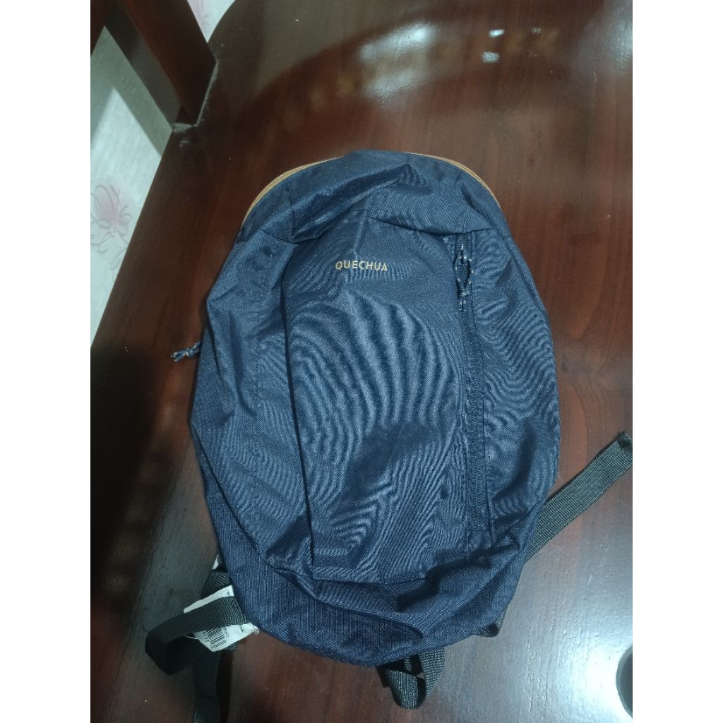 tas decathlon quechua  10L preloved