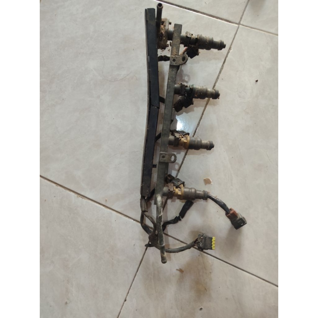 INJEKTOR/INJEKSI TIMOR DOHC ORIGINAL SET COPOTAN