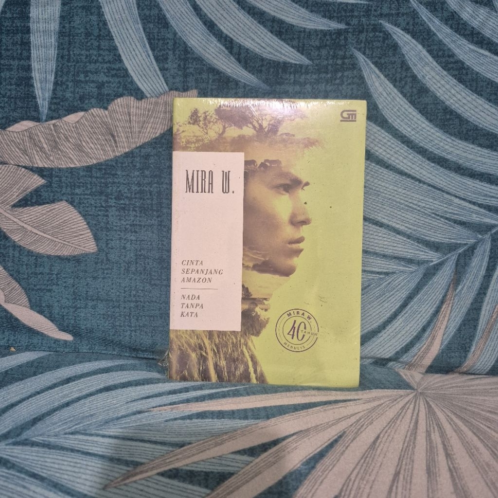 SEGEL Buku Novel Mira W 40 Tahun Menulis Bundle 2 In 1 Cinta Sepanjang Amazon Nada Tanpa Kata