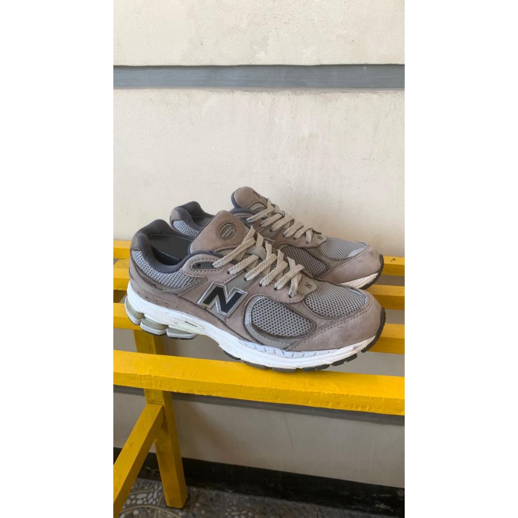 New balance 2002R warm alpaca