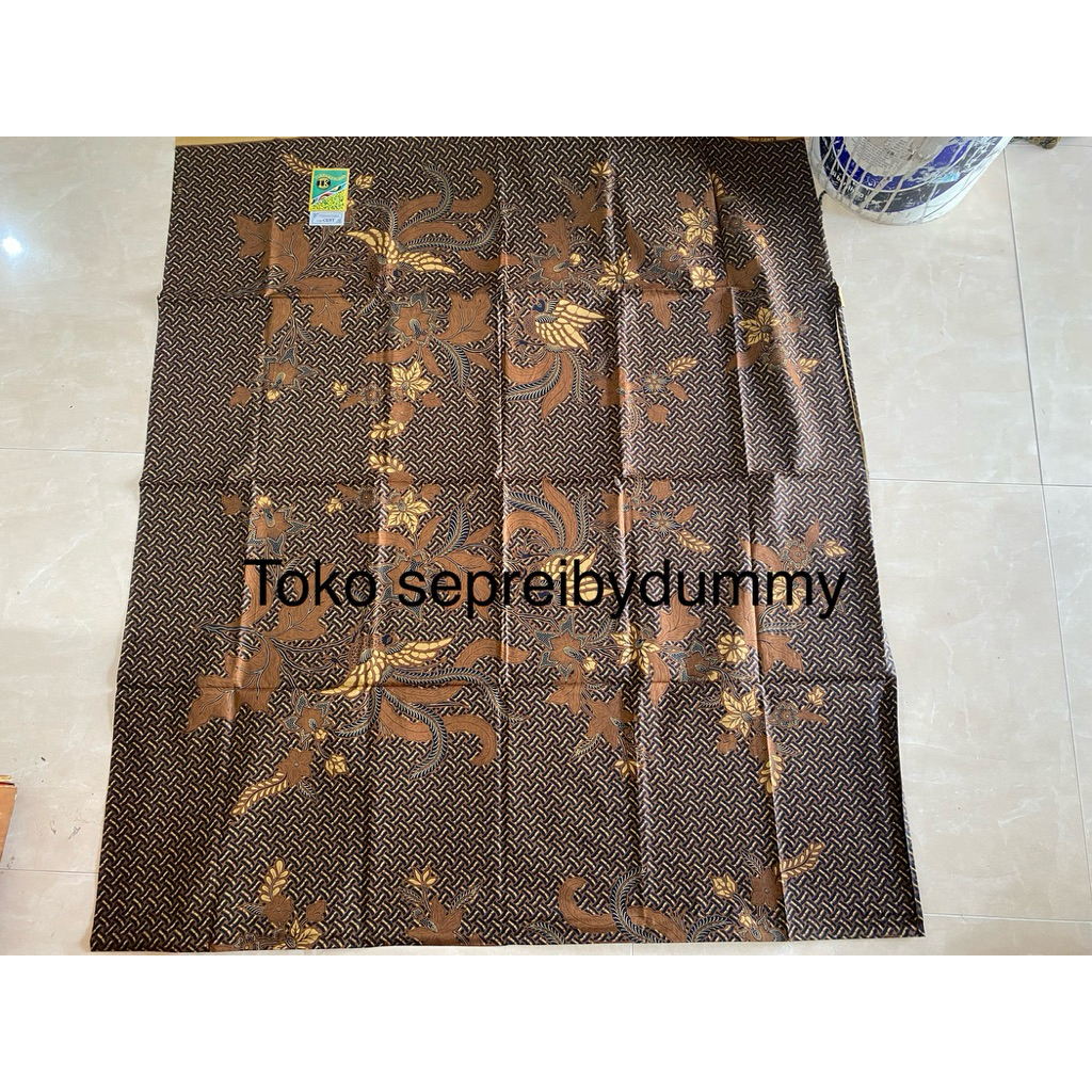 Kain Panjanv Batik merk Tirta Kencana warna cokelat parang kombinasi burung