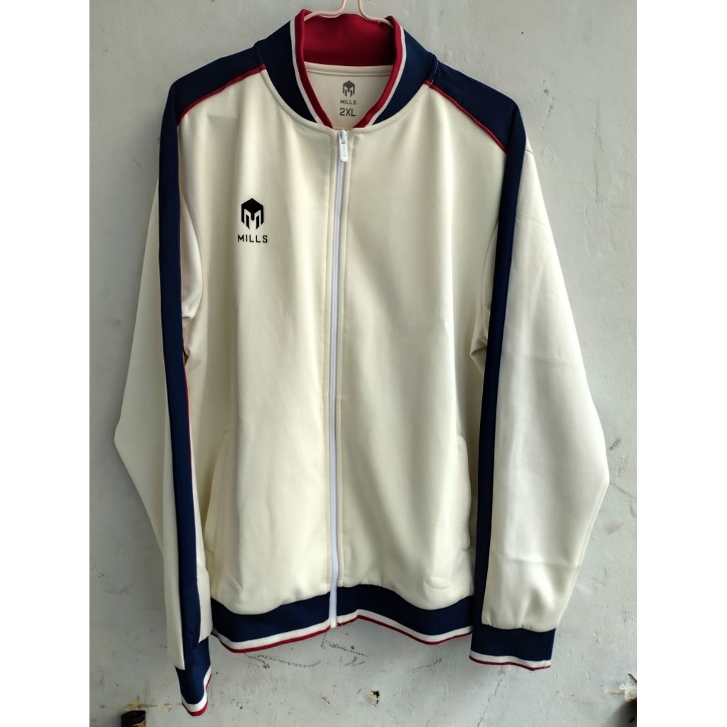 Jaket Mills Sarta Varsity