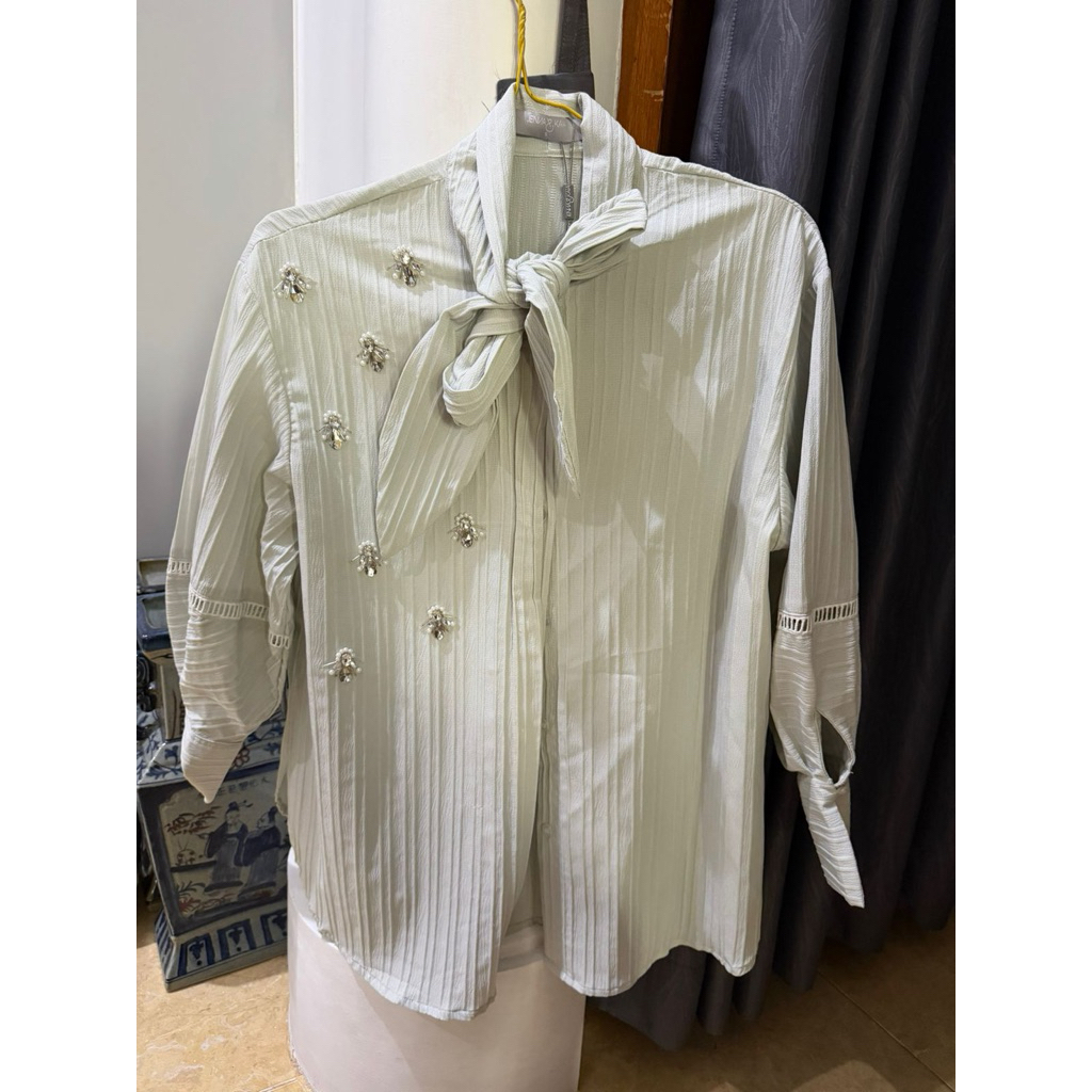 jenna kaia blouse