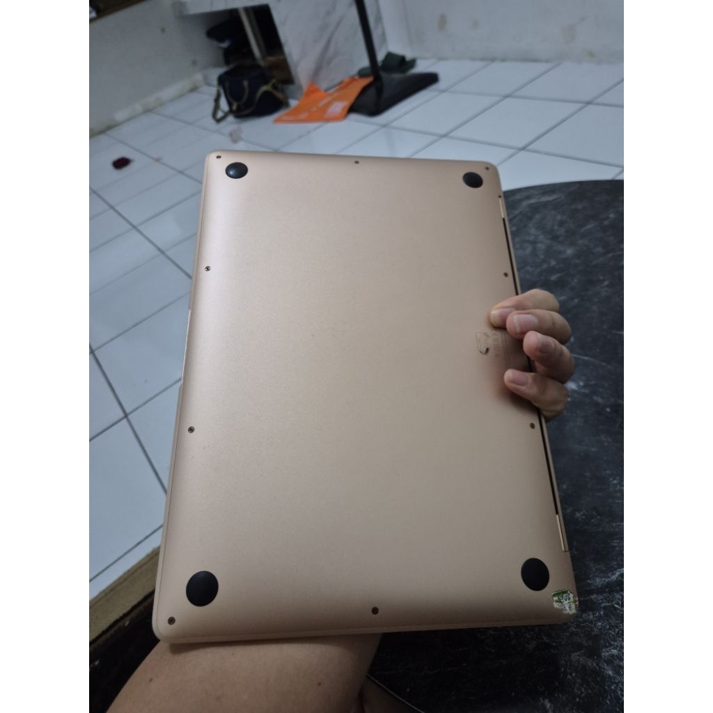 Macbook Air M1 8/256 2020