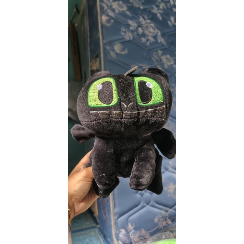 boneka toothless naga hitam
