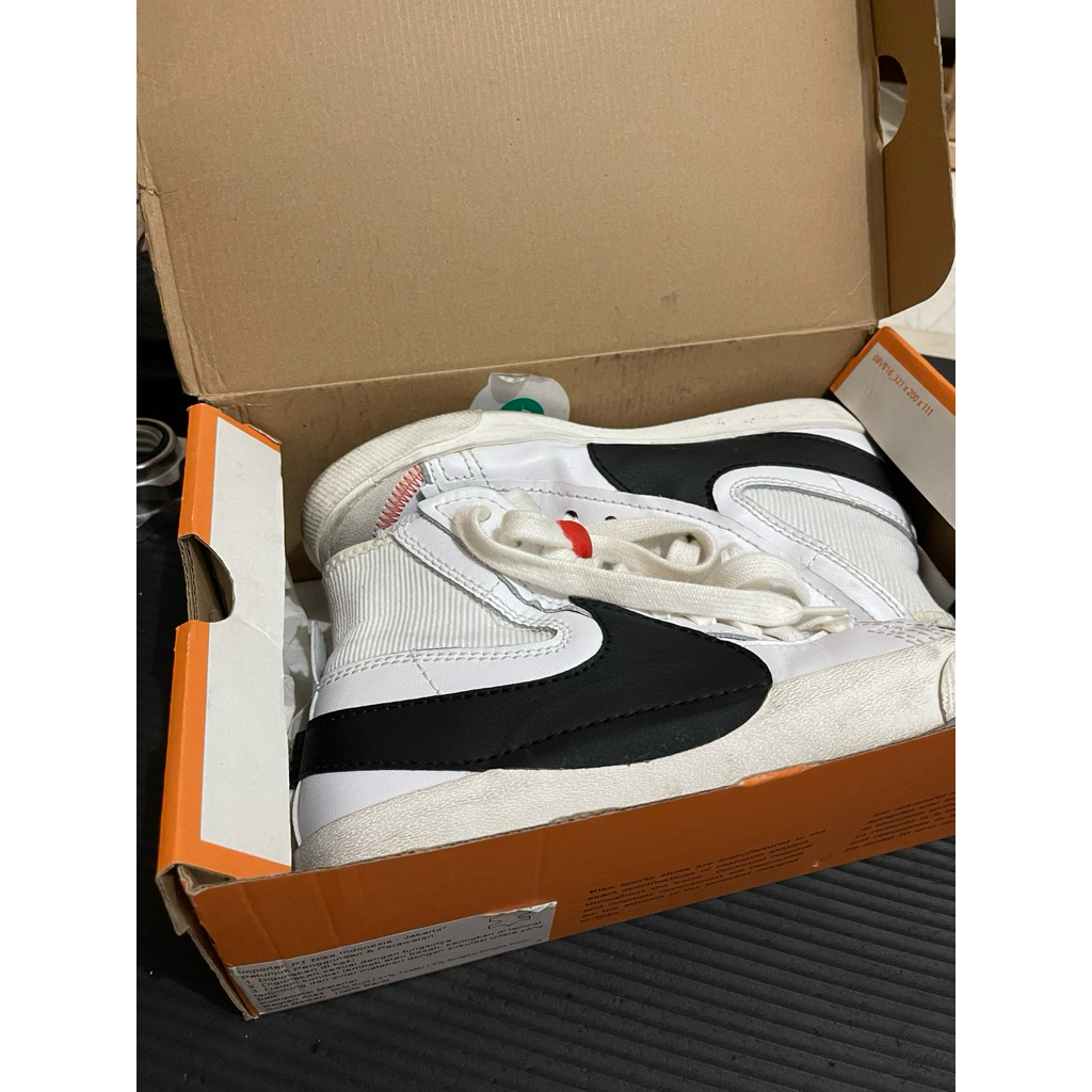 NIKE BLAZER JUMBO HIGH