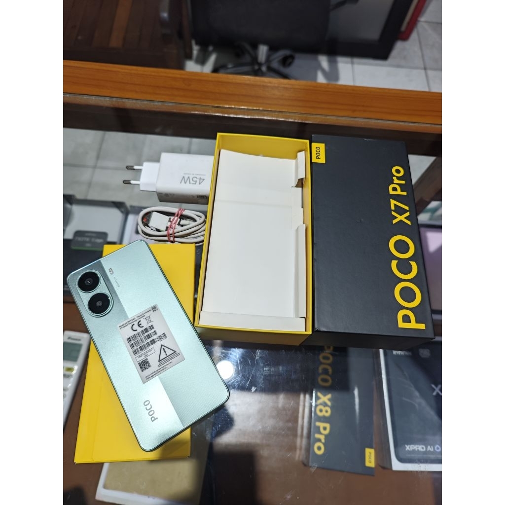 Poco X7 Pro 12/512 second