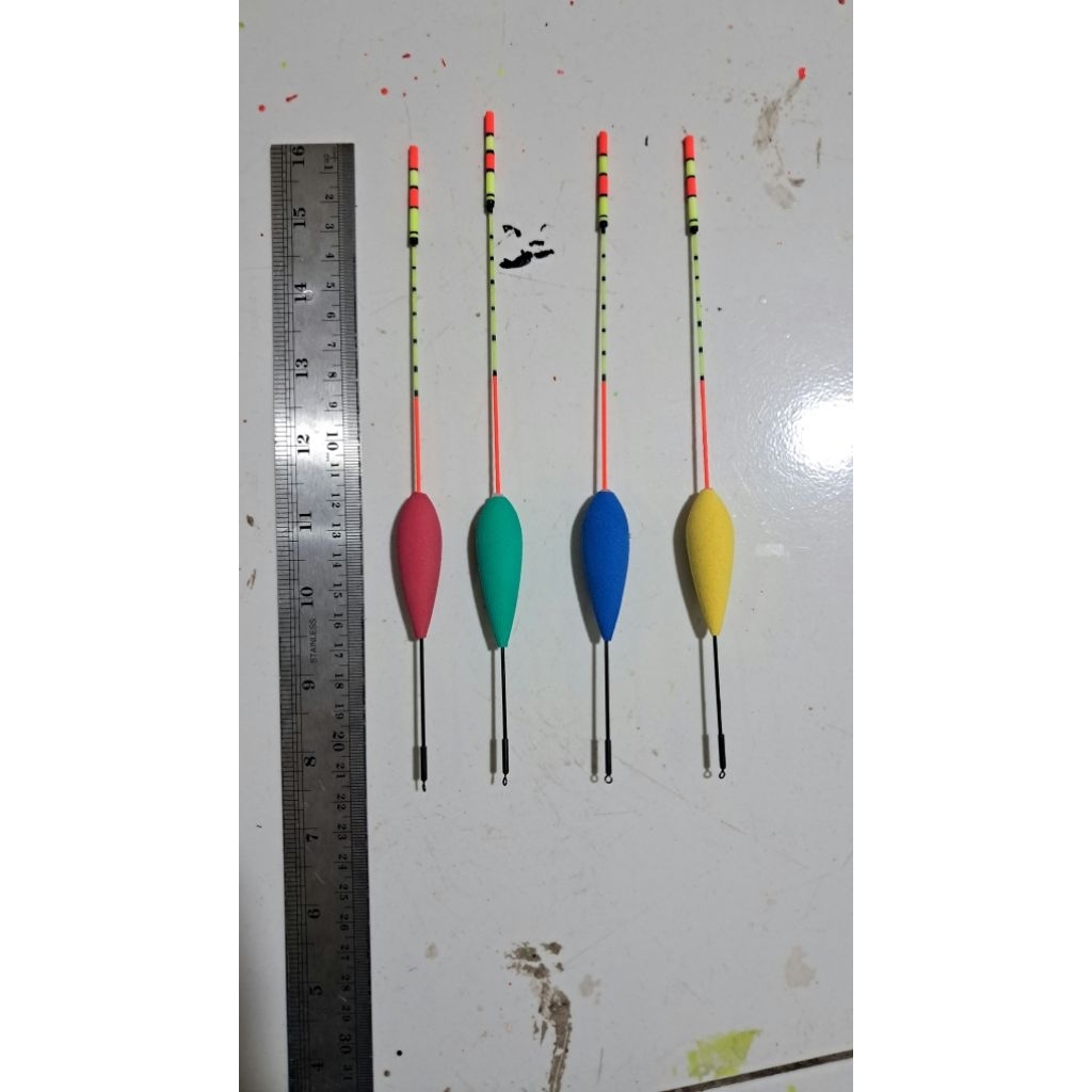 pelampung pancing anti badai starlet busa panjang  12 cm, 25 cm, 30 cm harga per 10, 25, 50, 100 pcs