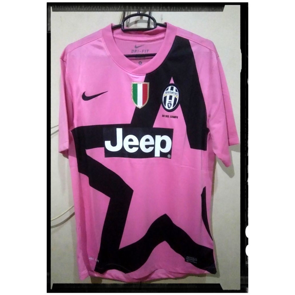 Jersey seragam third/3rd Juventus 2012/2013 size S/M grade AAA thailan retro