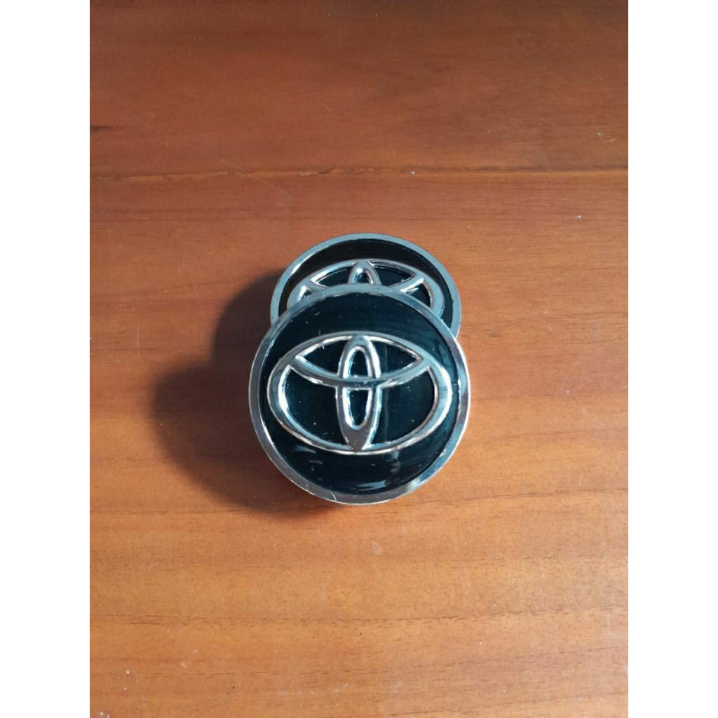 Dop roda penutup pelek mobil Toyota Rush,Avanza logo chrome