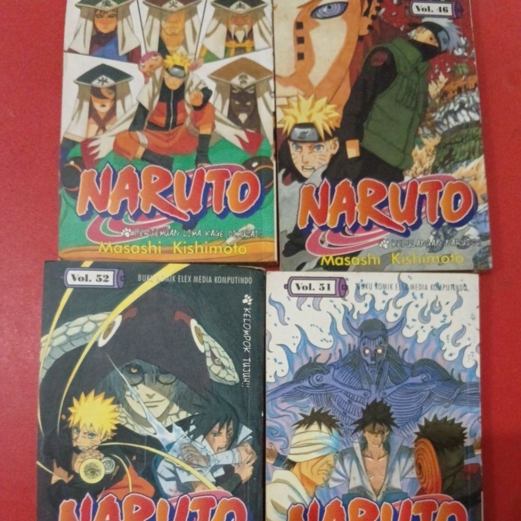 komik Naruto bekas
