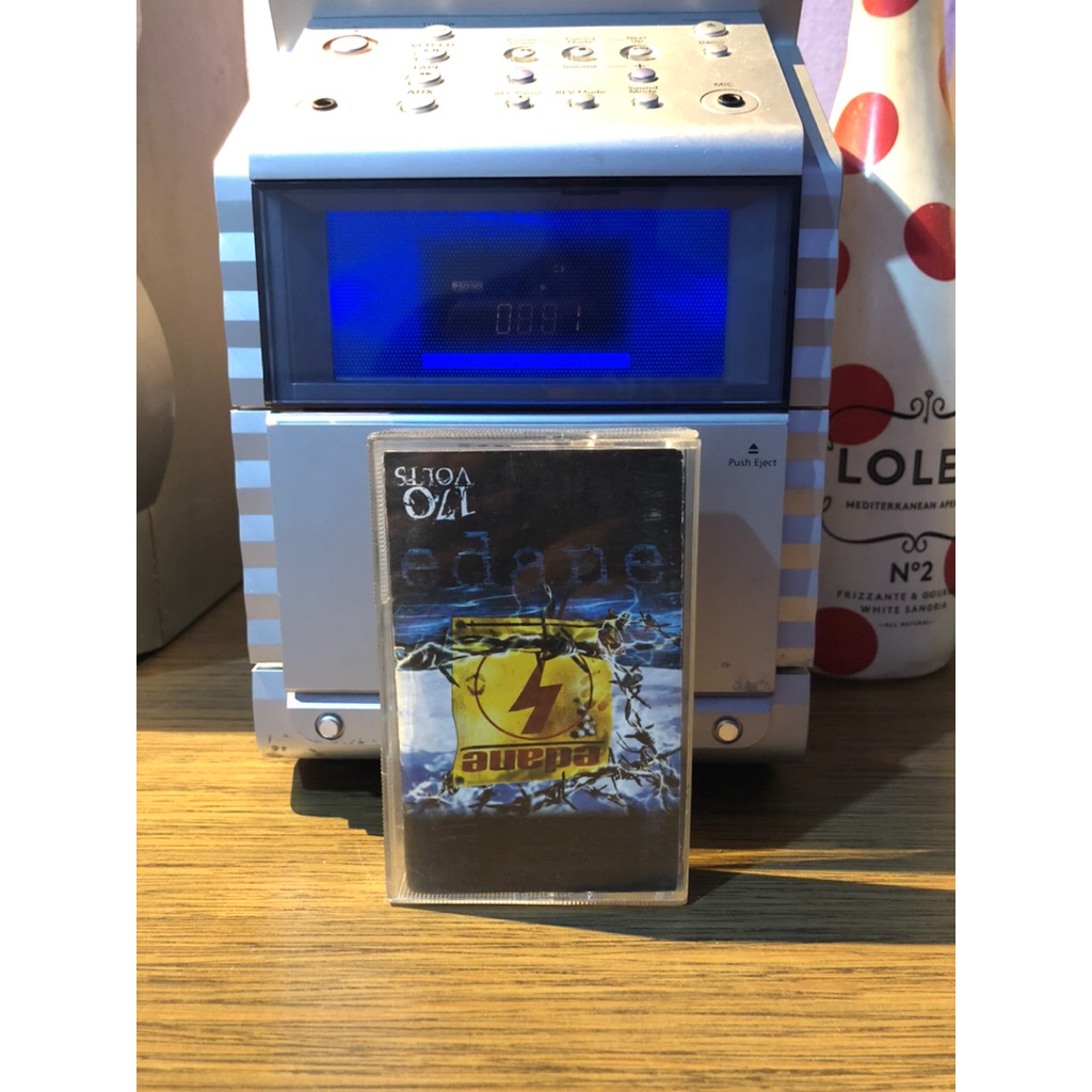 kaset pita edane
