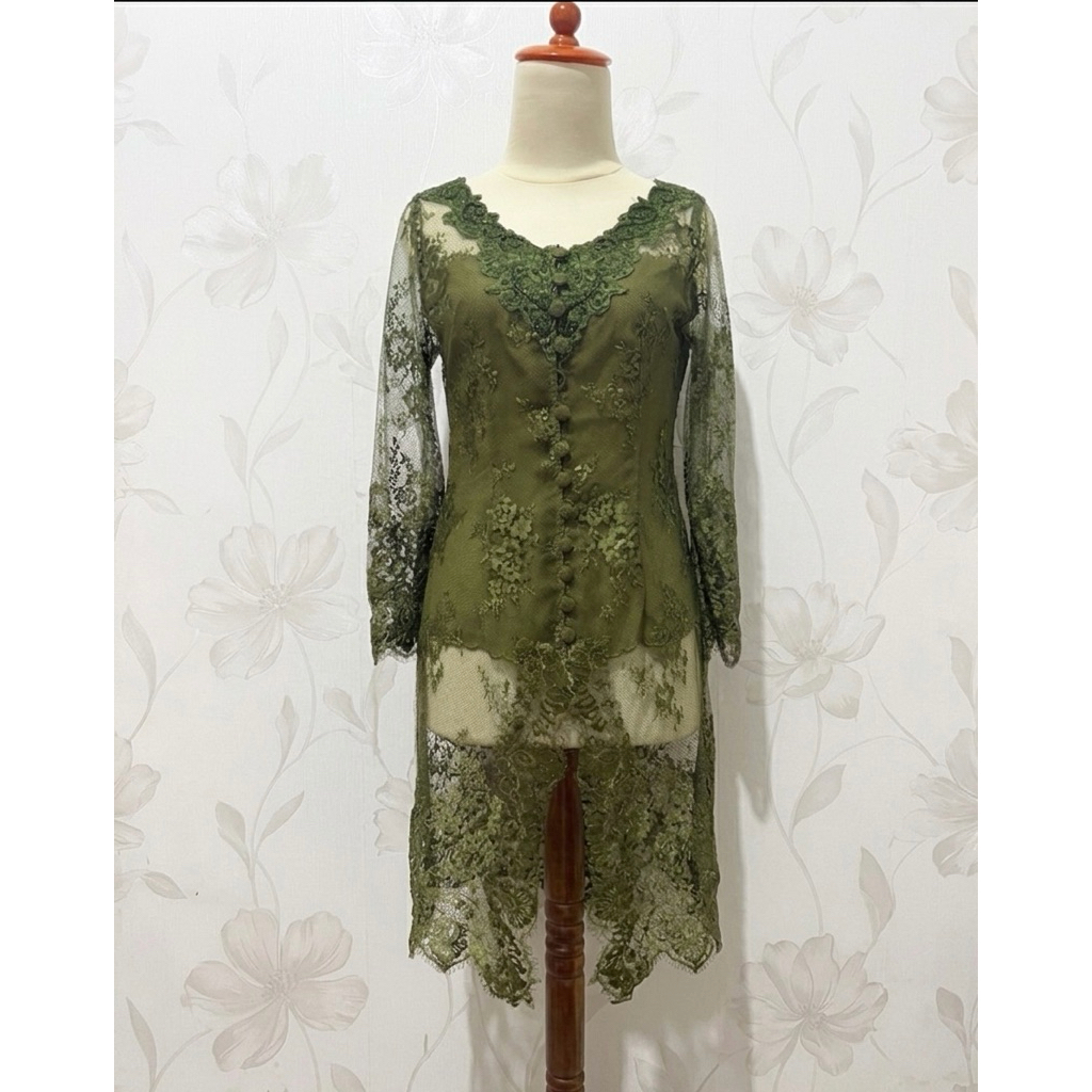 Kebaya Brokat Preloved