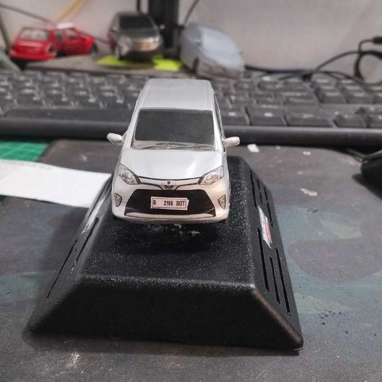 PAJANGAN DASHBOARD REPLIKA MINIATUR CALYA LAMA