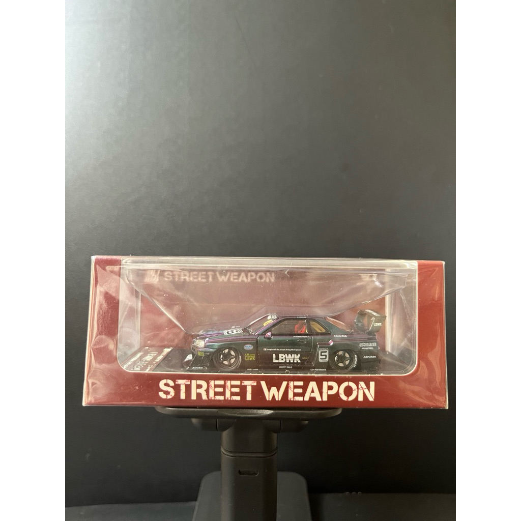Street Weapon Nissan GTR ER-34 LBWK Holo 169 of 499