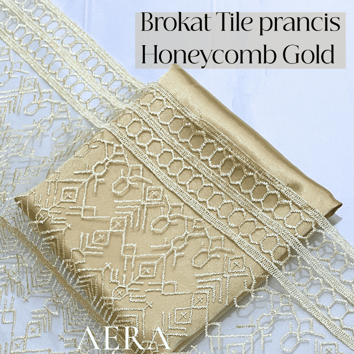 0,5 meter Kain Tile Etnik/ Tile Sapto/ Bahan Brokat Kebaya GOLD