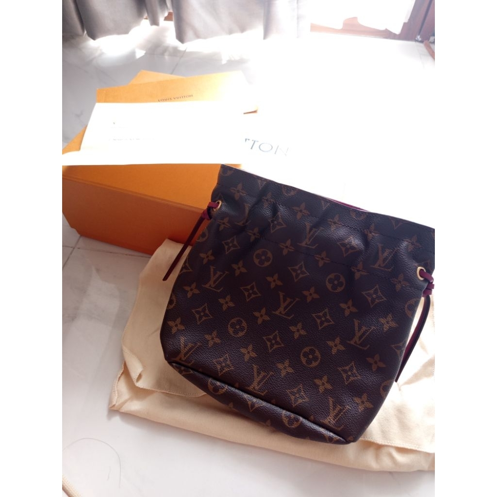 Noe Pouch lv