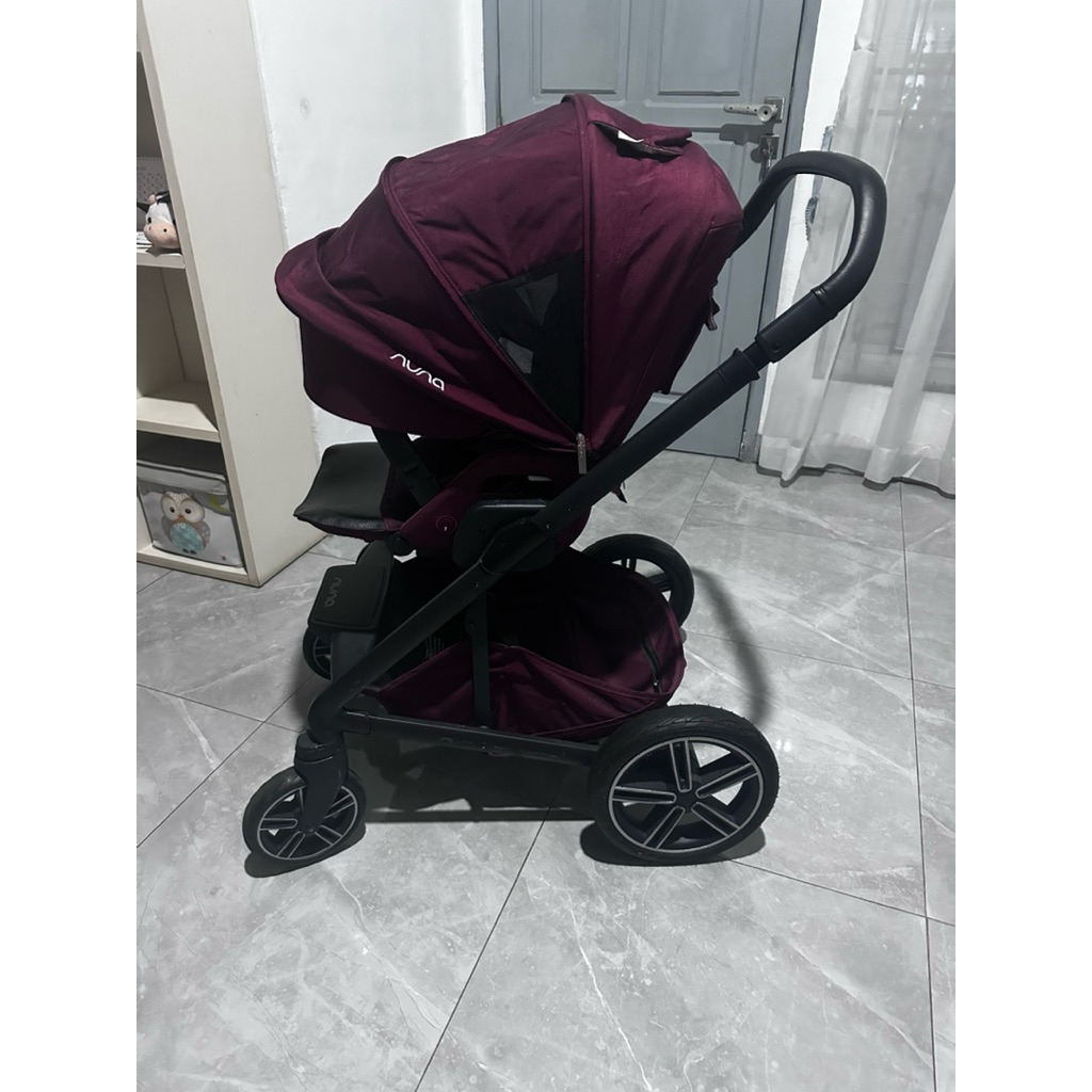 Stroller Nuna Mixx2 Caviar Merah Preloved