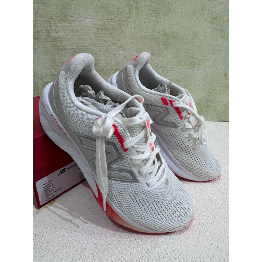 New Blnc NB 520 sepatu running