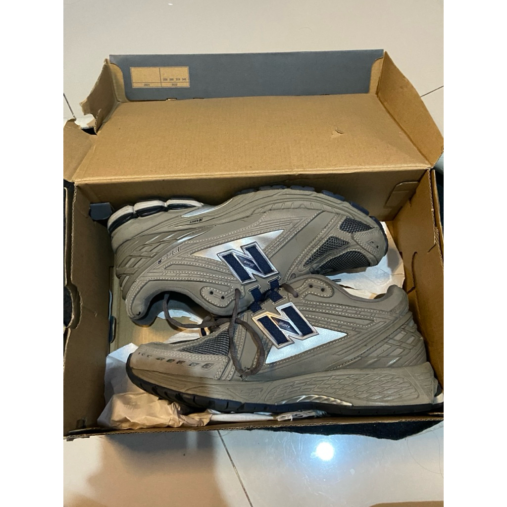 New Balance 1906R