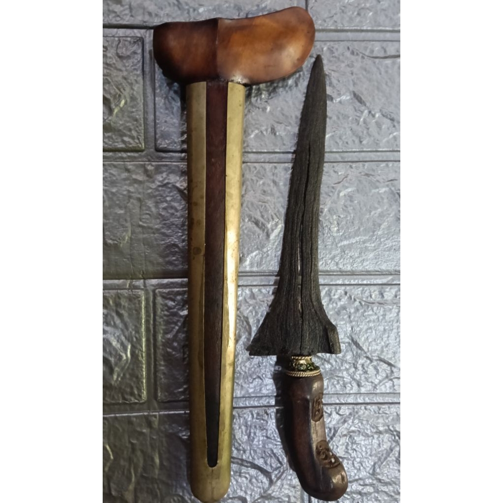 Keris Pamengkang Jagad