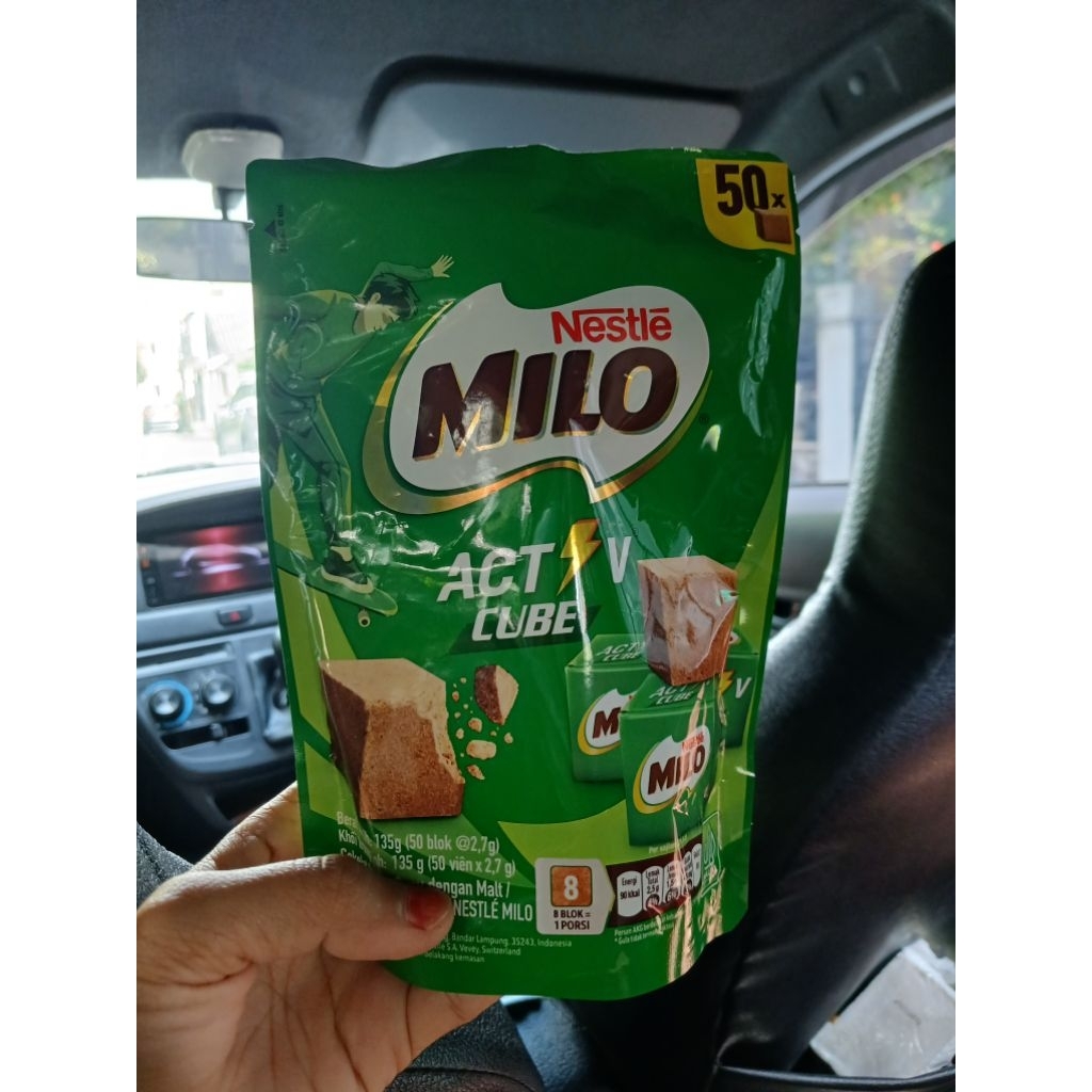 Permen milo acitive cube isi 50pc ( termurah dan terlaris )