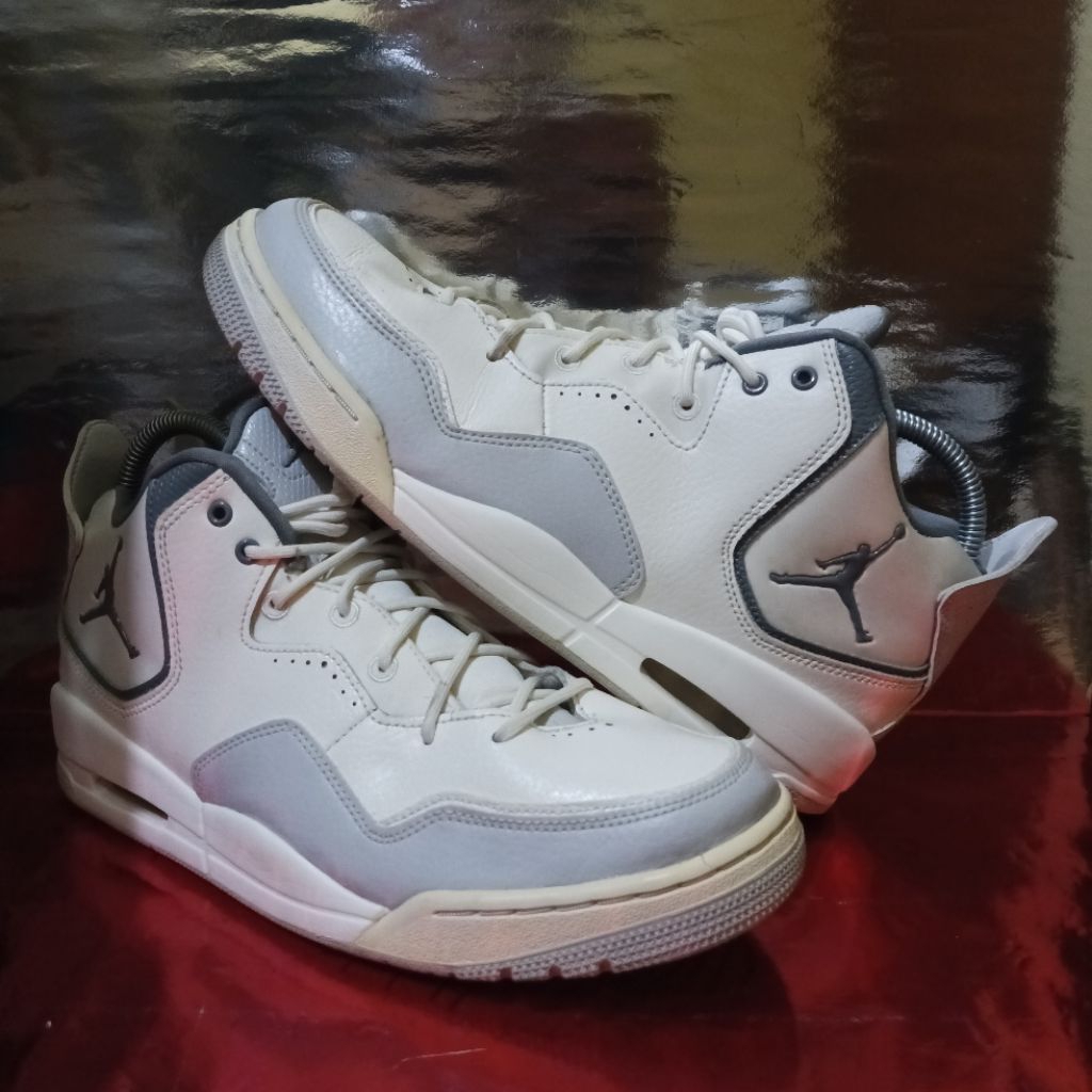 Air Jordan Courtside 23 size 42.5
